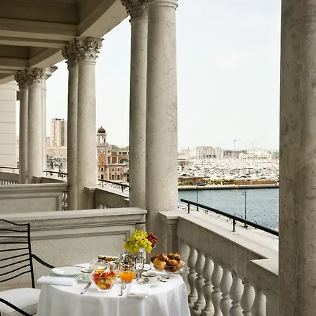 Hotel Savoia Excelsior Palace - Starhotels Collezione