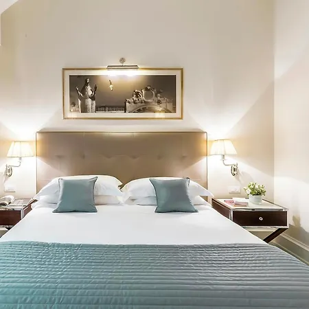 Hotel Savoia Excelsior Palace - Starhotels Collezione 4*