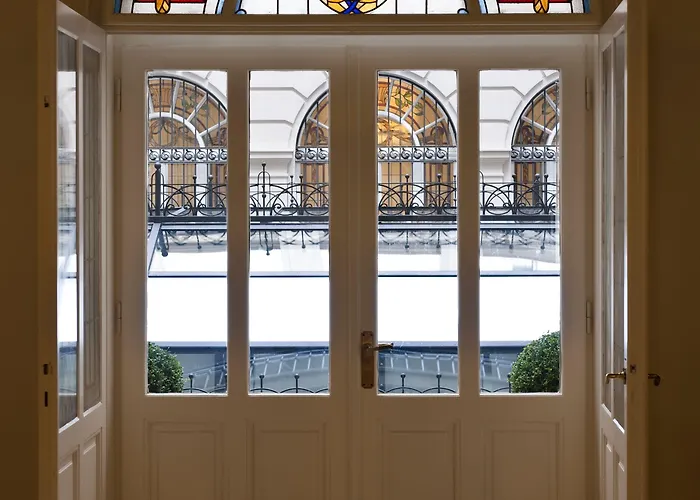 里雅斯特萨瓦尔星际酒店