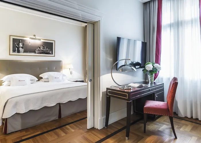 Savoia Excelsior Palace - Starhotels Collezione Hotel 4*