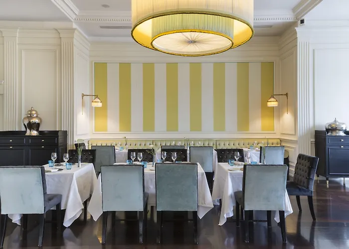 Hotel Savoia Excelsior Palace - Starhotels Collezione 4*