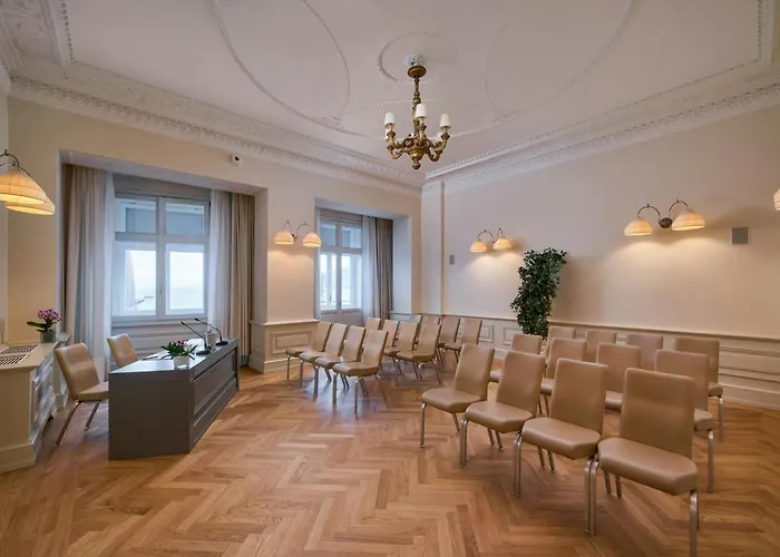 里雅斯特萨瓦尔星际酒店 酒店 4*