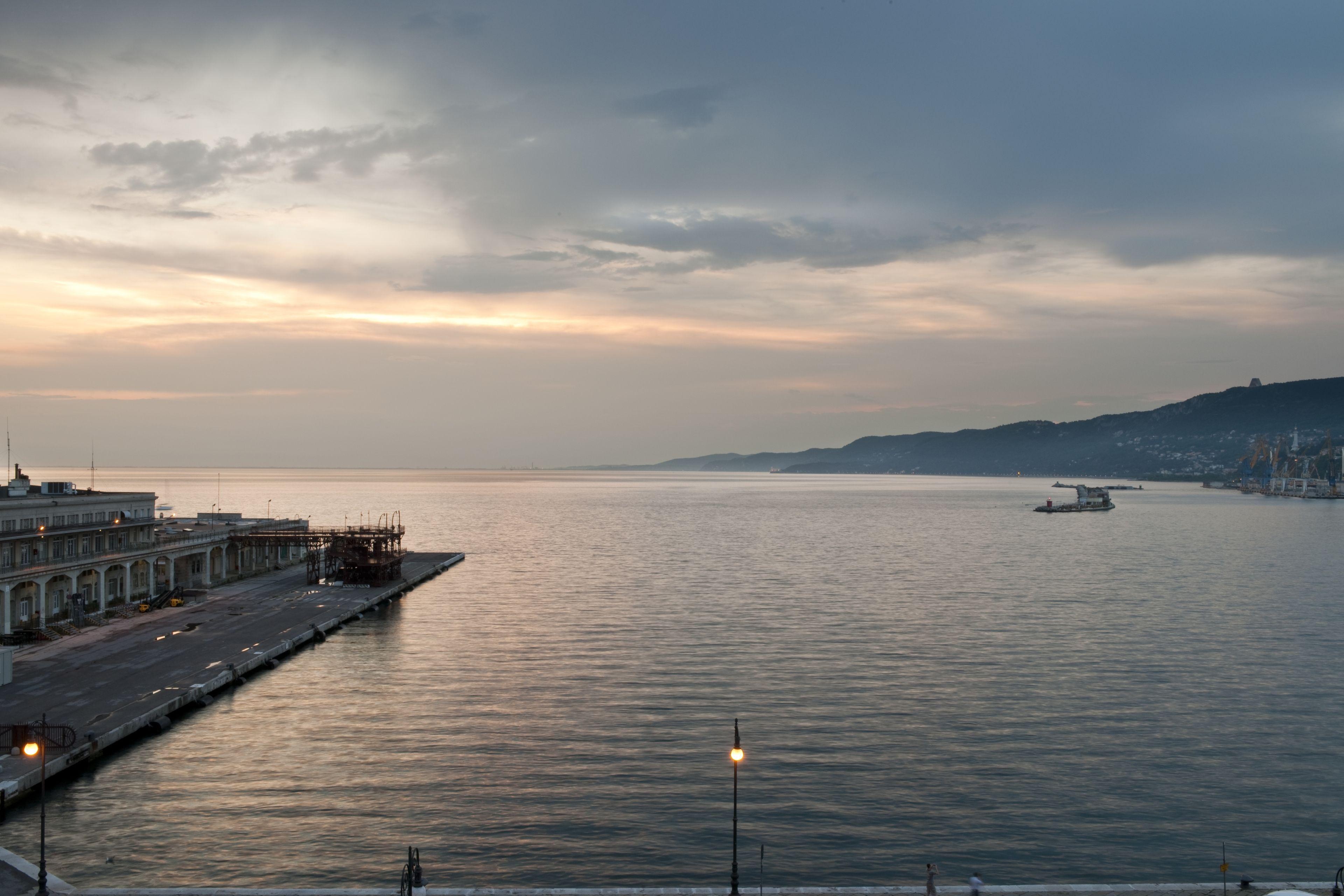 Hotel Savoia Excelsior Palace Trieste - Starhotels Collezione Trieste ...
